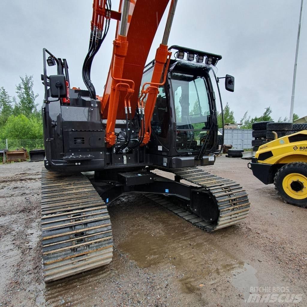 Hitachi ZX225USRLC-7 Верижен екскаватор
