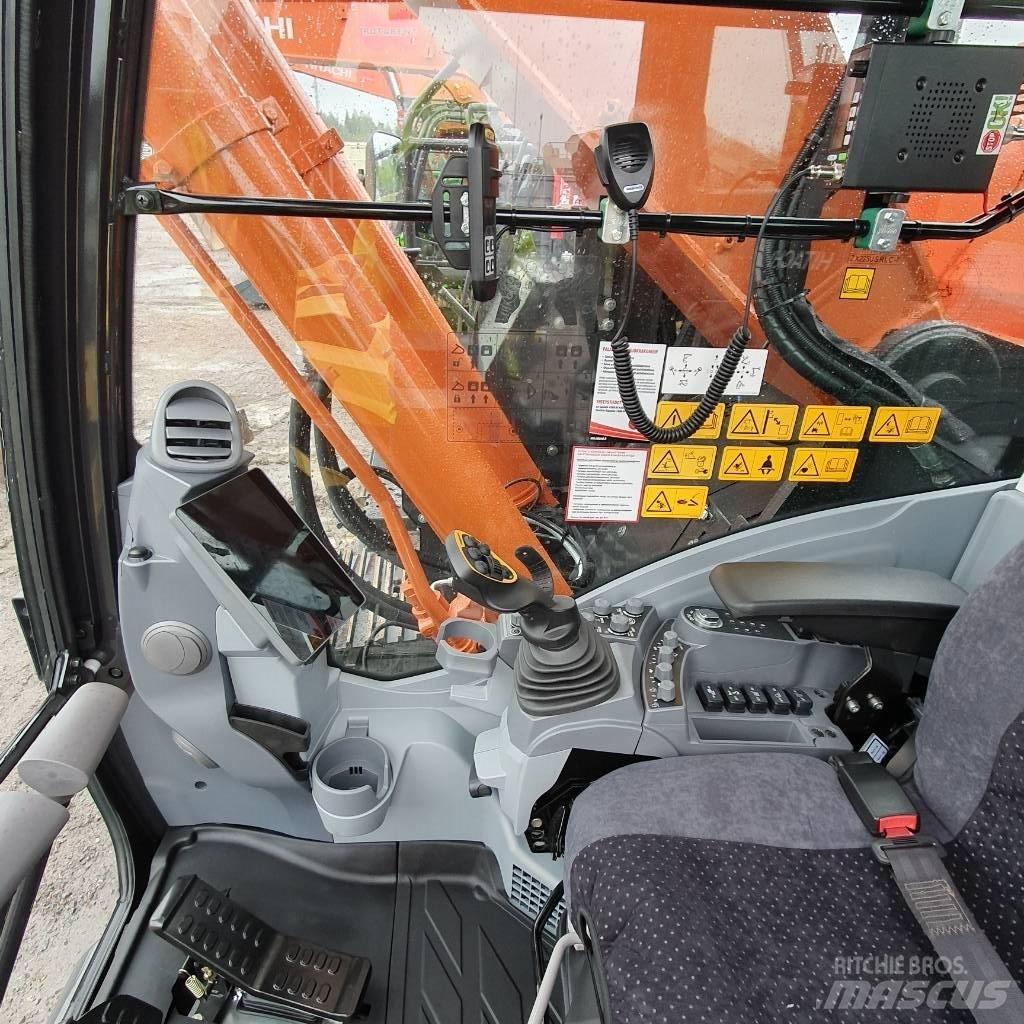 Hitachi ZX225USRLC-7 Верижен екскаватор