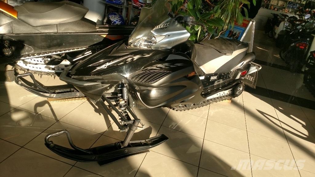 Yamaha Attack GT Сноумобили