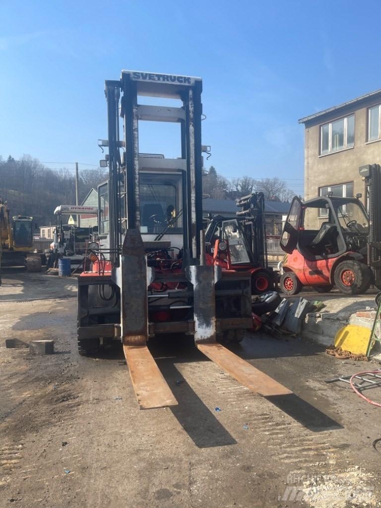 Svetruck 1260-30 Дизелови камиони