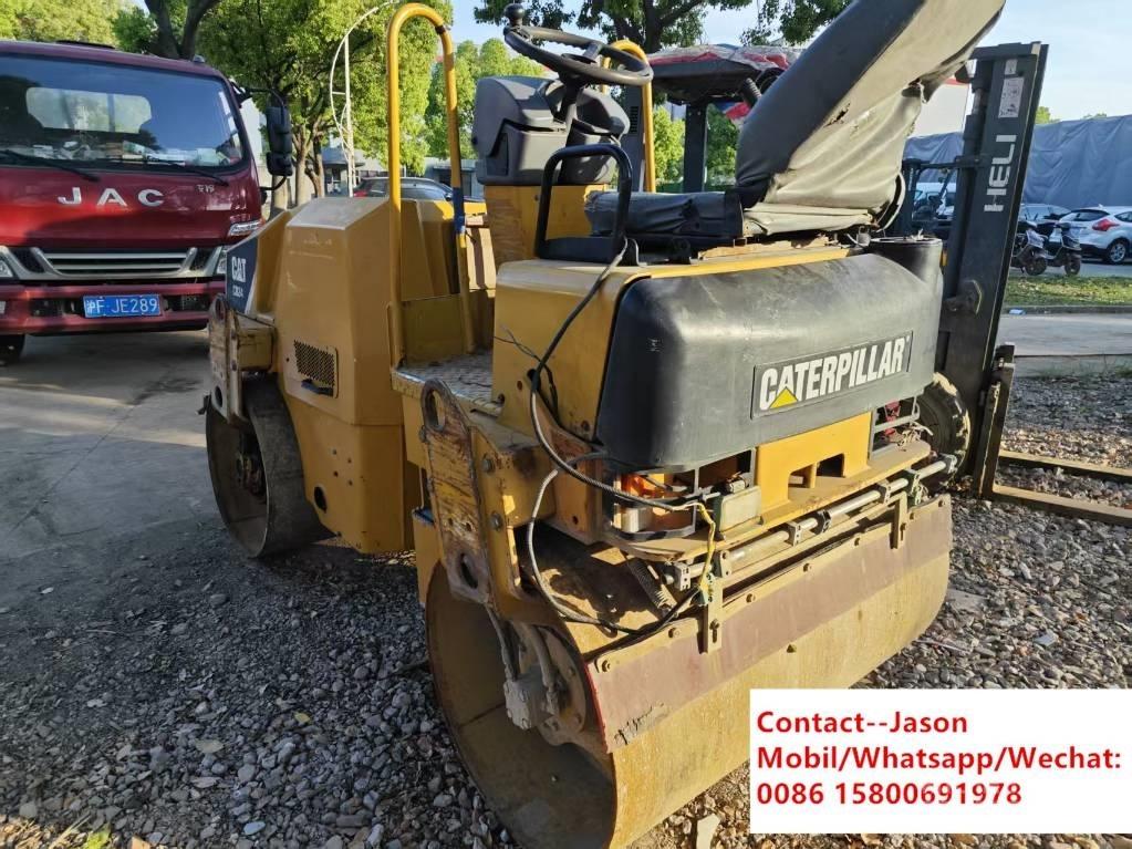CAT CB 24 Двойни барабанни ролки
