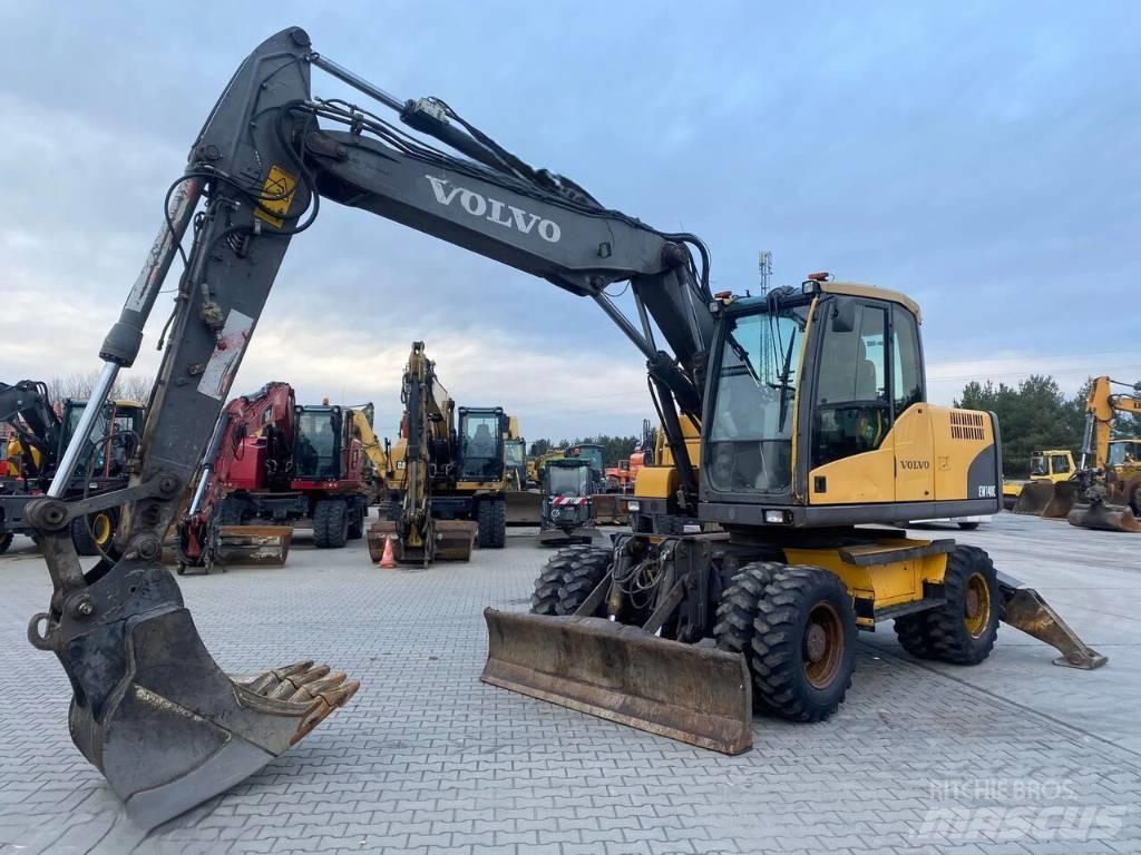Volvo EW 140 C Колесни екскаватори
