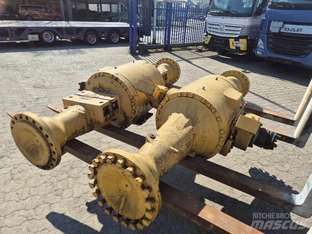 CAT 966G Колесни товарачи