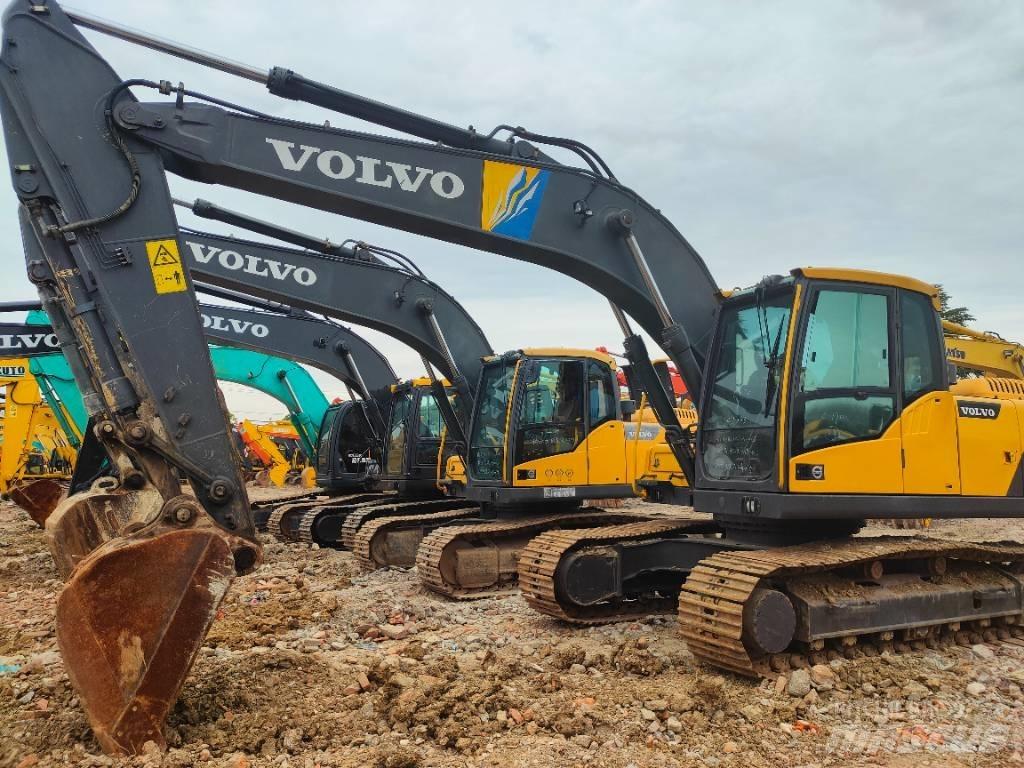 Volvo EC220D Верижен екскаватор