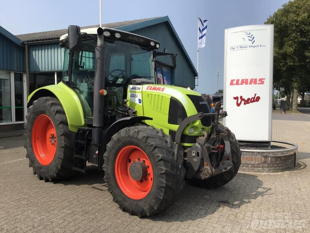 CLAAS Arion 520 CIS Трактори