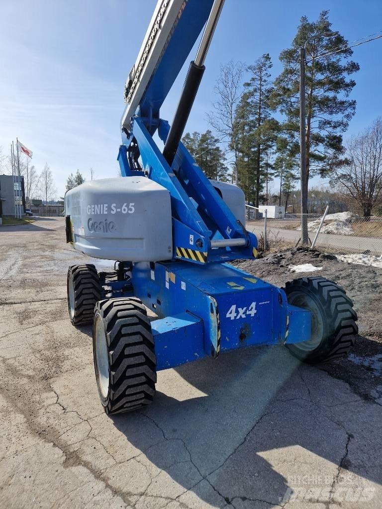 Genie S 65 Телескопични повдигачи

