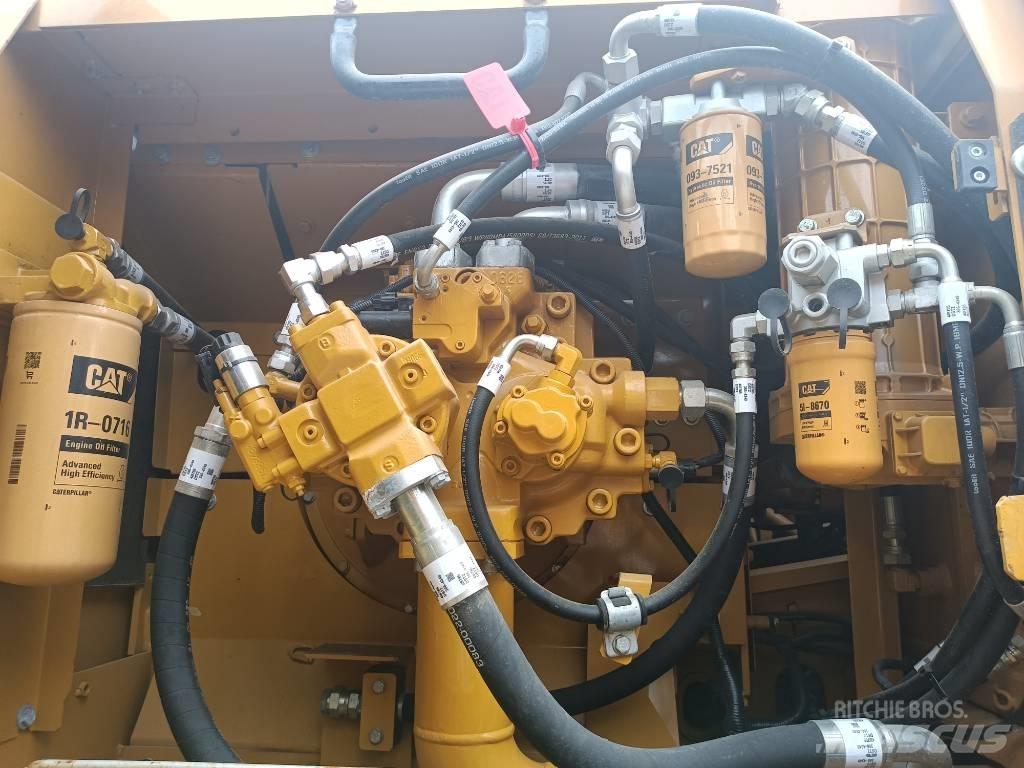 CAT 330 D Верижен екскаватор