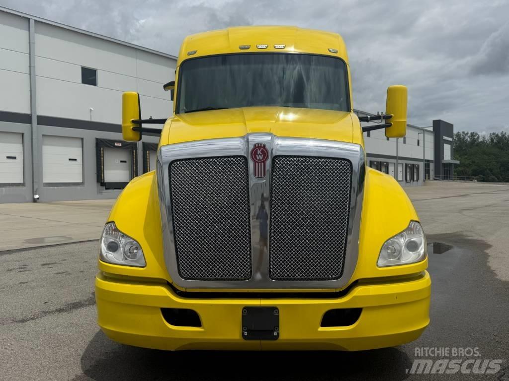 Kenworth T 680 Влекачи