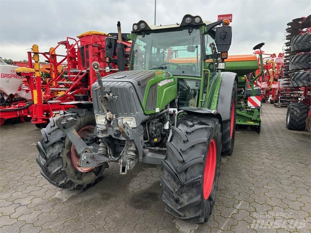 Fendt 208 Vario Трактори