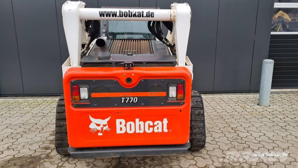 Bobcat T 770 Верижен товарач