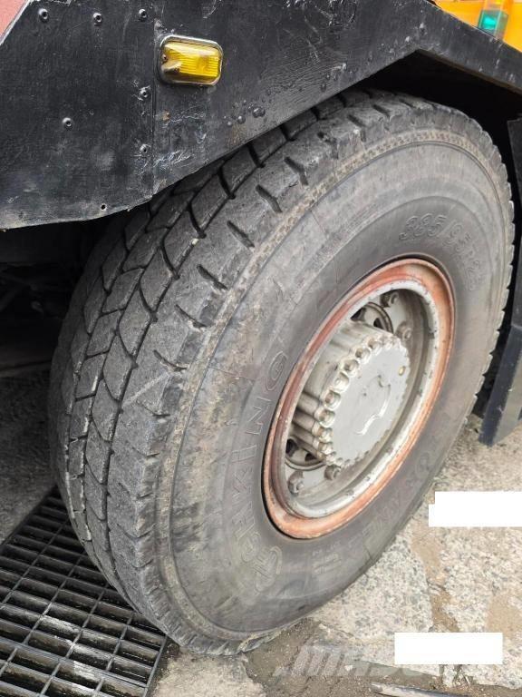 Kato KR 25 H V-3 Кранове за тежък терен