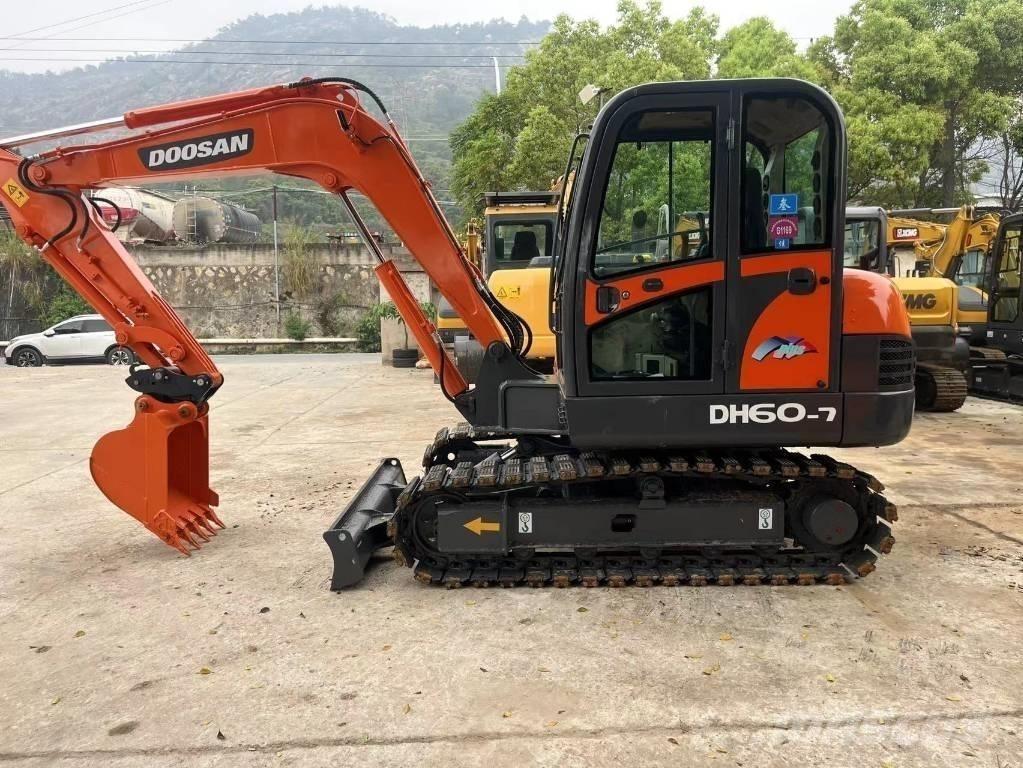 Doosan DH 60-7 Мини екскаватори < 7 т