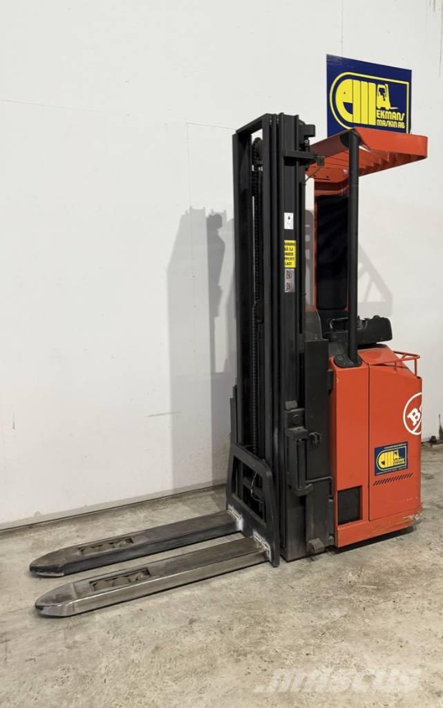 BT truck SPS 135L Самоходни товарачи