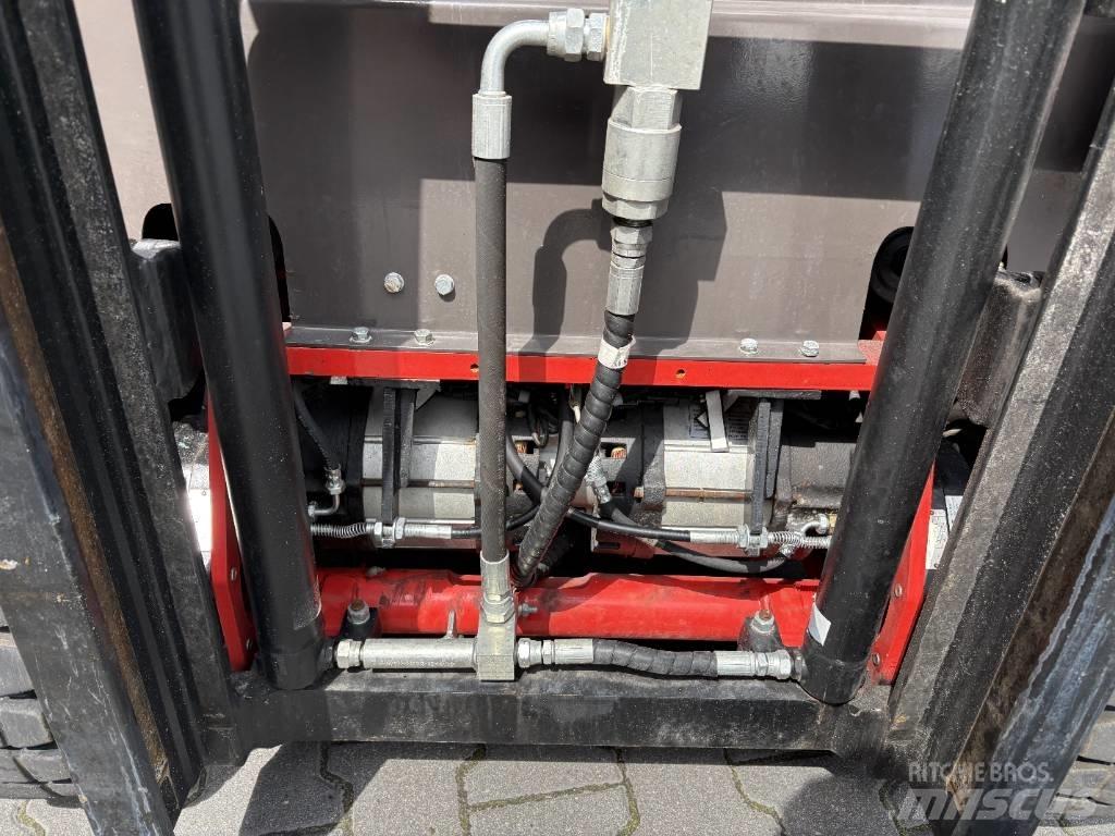 Manitou ME 318 Електрически вилични кари-повдигачи