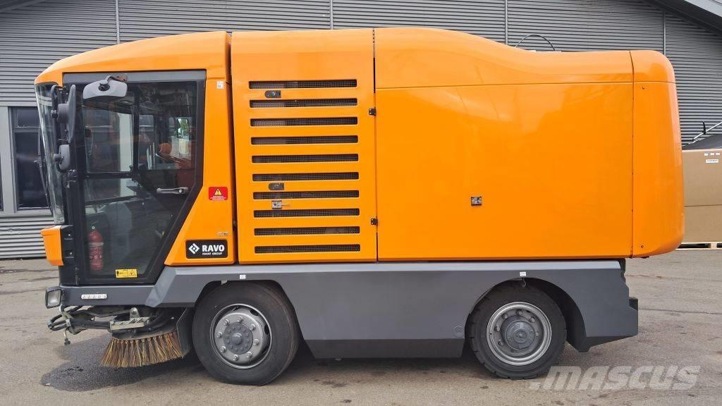 Ravo 540 CD Автоматични метачки с четки