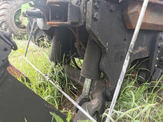 Valtra T 151 WOM Стрели и рамена
