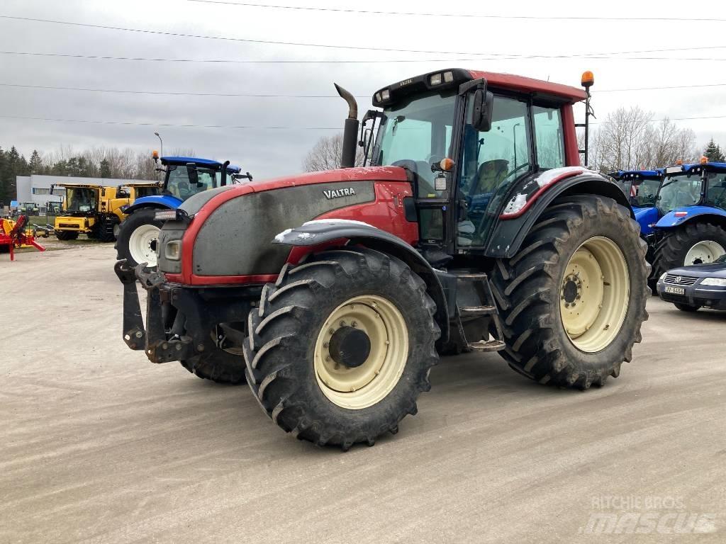 Valtra T 191 Трактори