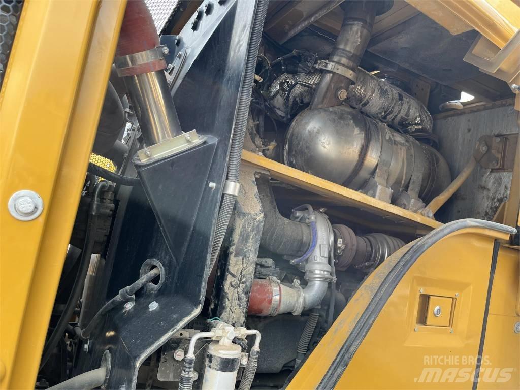 Sany SW405K Колесни товарачи