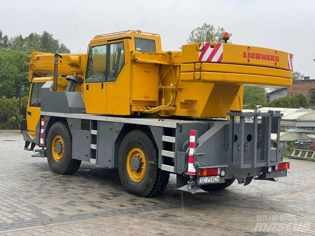 Liebherr LTM 1030/2 Всъдеходни кранове
