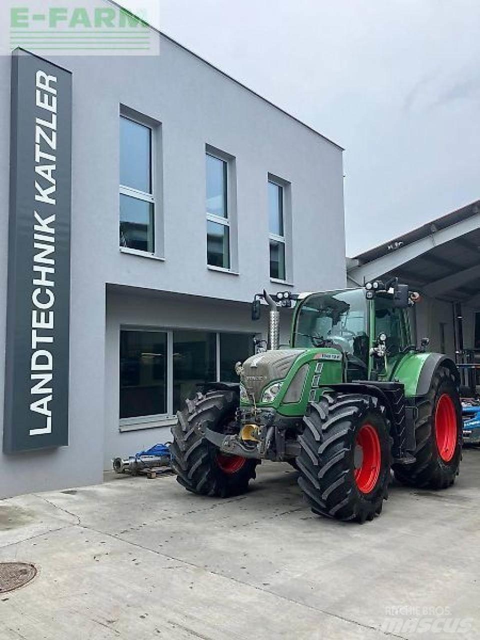 Fendt 724 vario Трактори