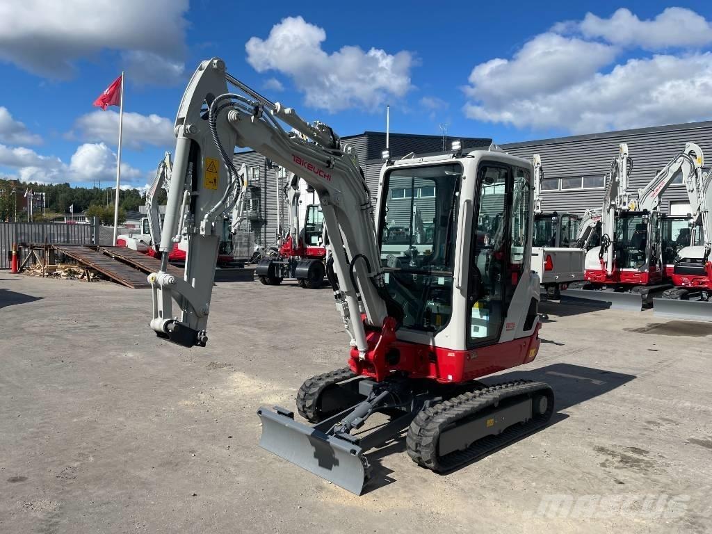 Takeuchi TB 225 Мини екскаватори < 7 т