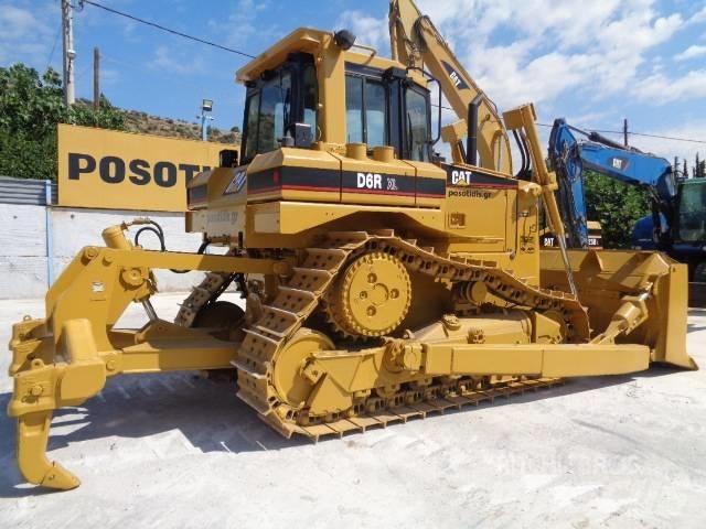 CAT D 6 R XL III Верижни булдозери
