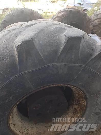 Michelin 18R19.5XF Гуми