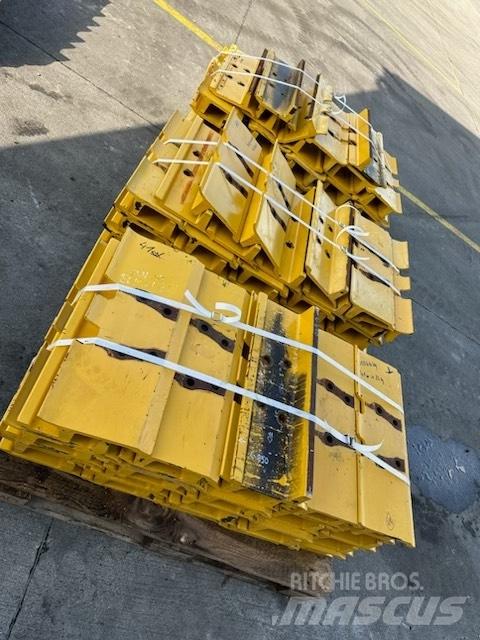 Komatsu d 85 plate Релси, вериги и ходова част
