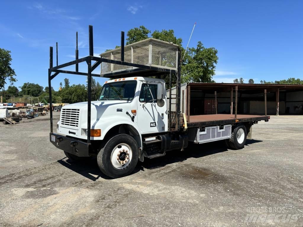 International 4900 Бордови