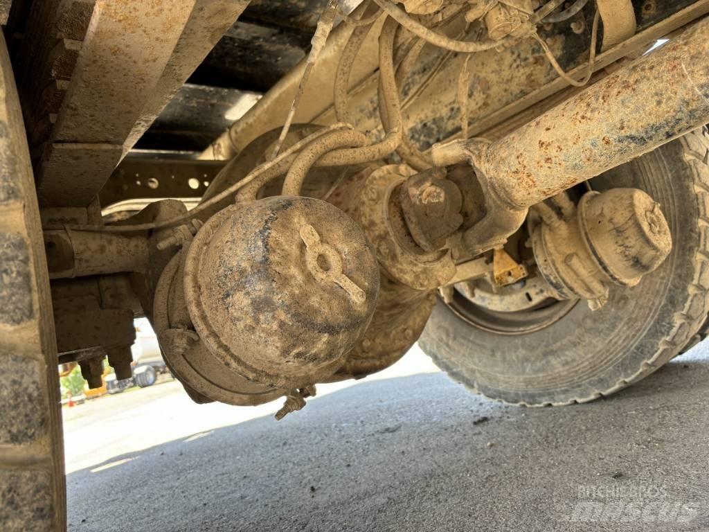 International 4900 Бордови