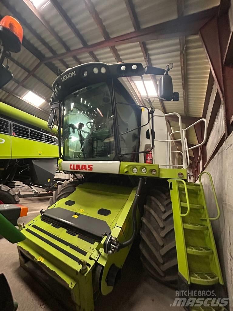 CLAAS Lexion 670 Комбайни