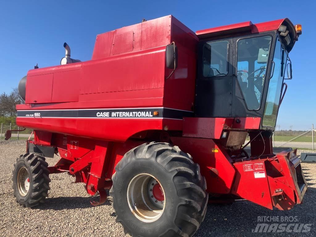 Case IH 1660 Комбайни