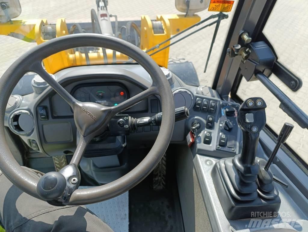 Volvo L 25 F Колесни товарачи