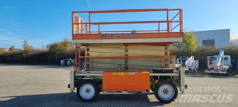 JLG 203-24 Ножични работни платформи