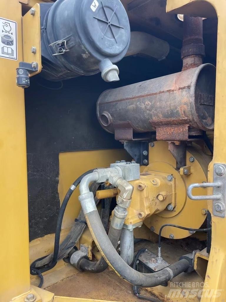 CAT 307 D Верижен екскаватор