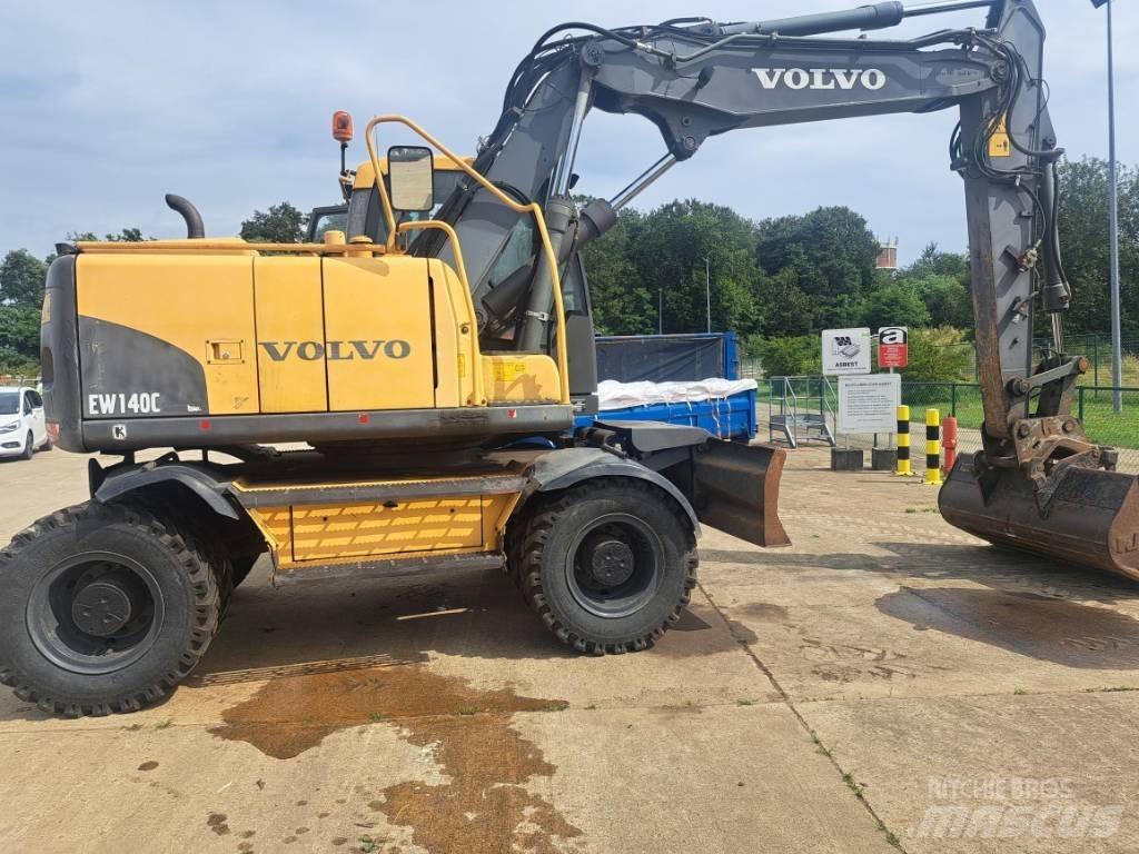 Volvo EW 140 C Колесни екскаватори