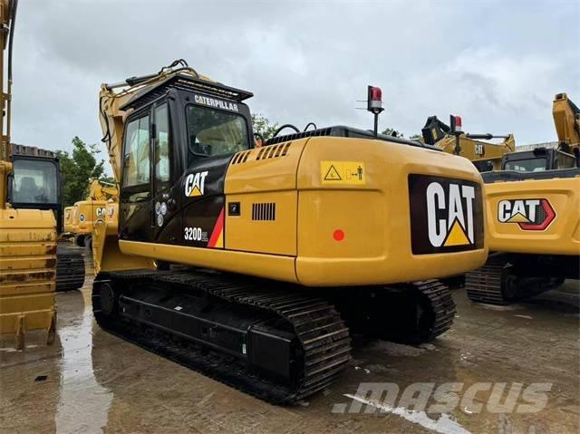 CAT 320 D2L Верижен екскаватор