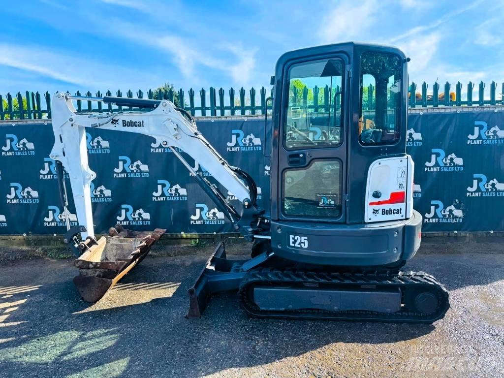 Bobcat E 25 Мини екскаватори < 7 т