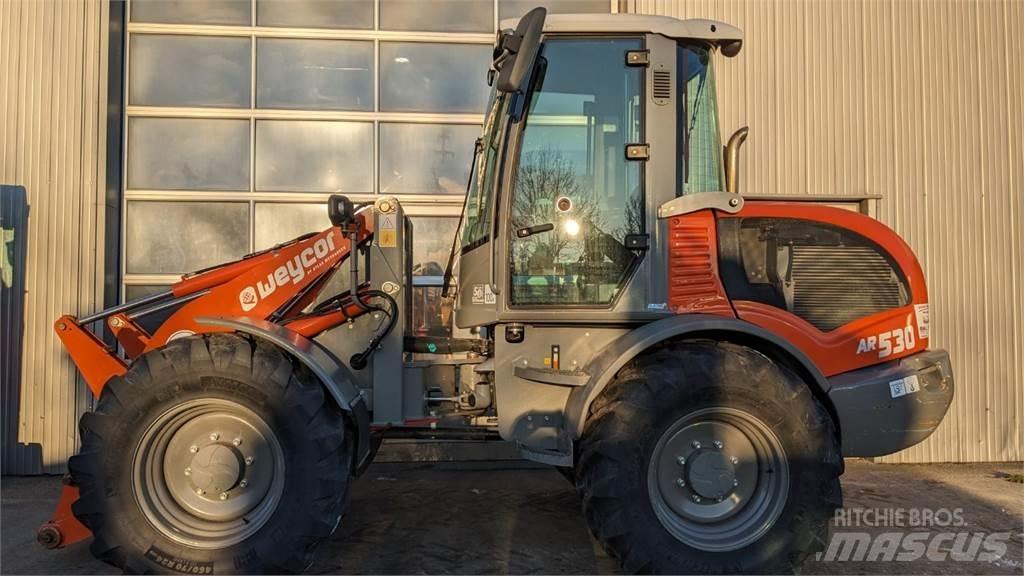 Atlas AR530 Колесни товарачи