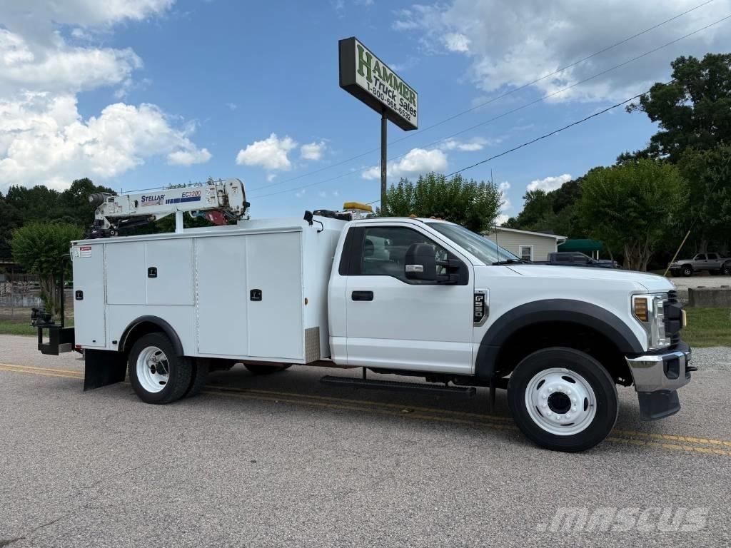 Ford F 550 Пикапи