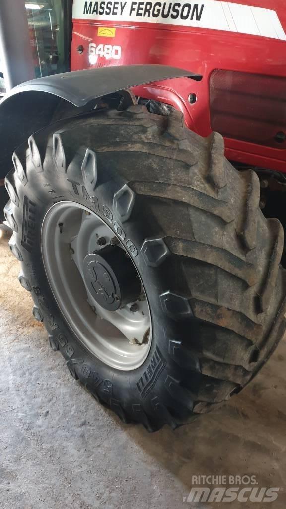 Massey Ferguson 6480 Трактори