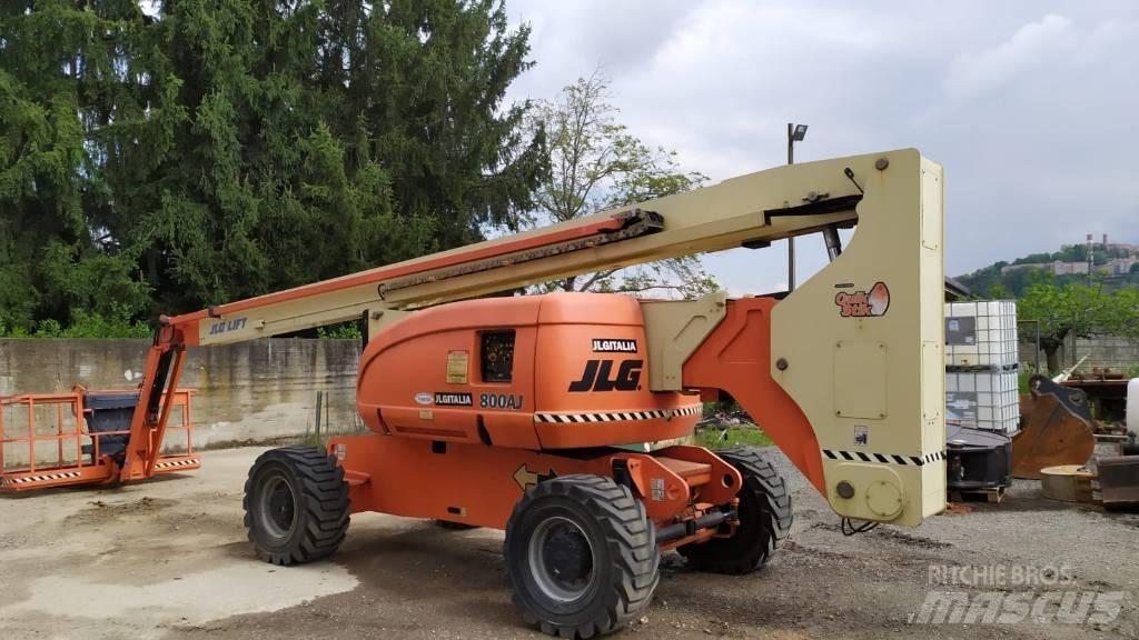 JLG 800 AJ Съчленени стрелови подемници