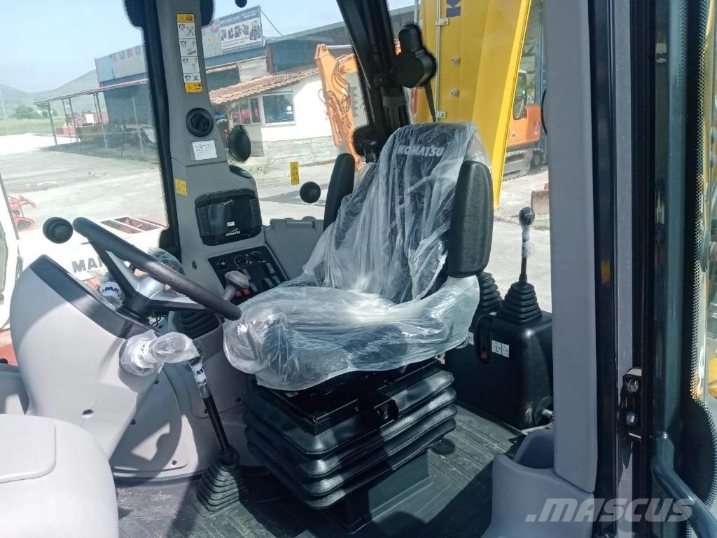 Komatsu WB 93 S Товарач със заден ексватор