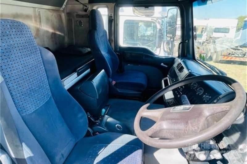 UD TRUCKS QUON Други