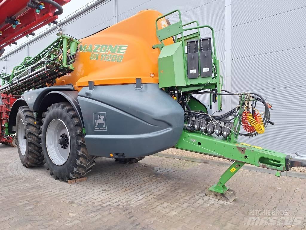 Amazone UX 11200 Прикачни пръскачки
