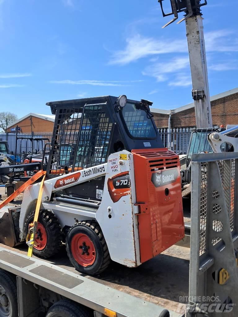 Bobcat S 70 Мини товарачи

