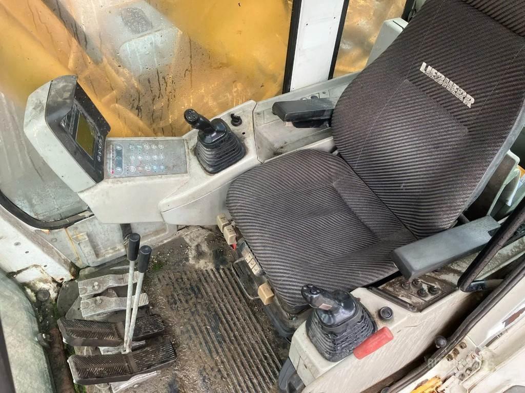 Liebherr 924 Верижен екскаватор