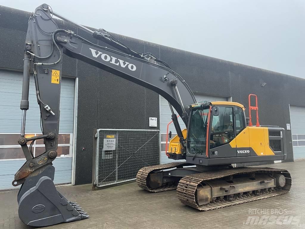 Volvo EC220E Верижен екскаватор