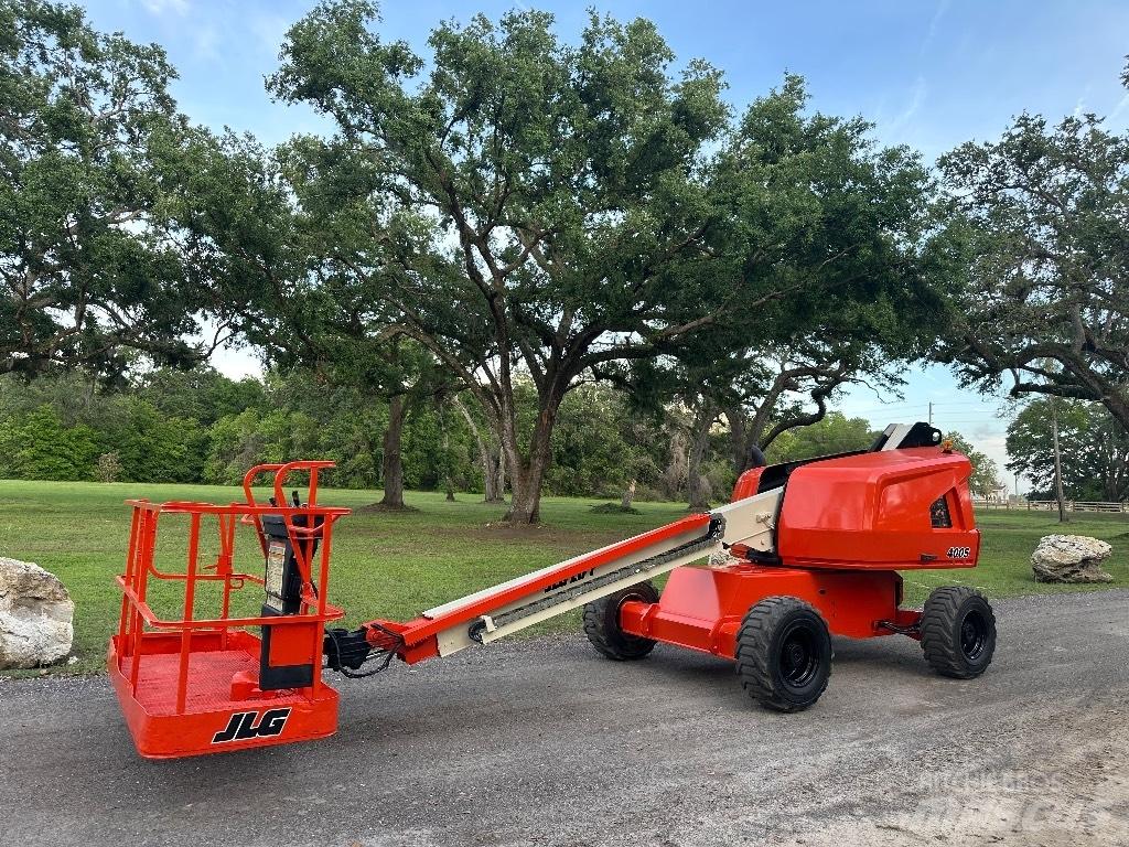 JLG 400 S Телескопични повдигачи
