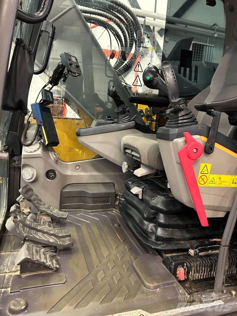 Volvo ECR 235 E Верижен екскаватор